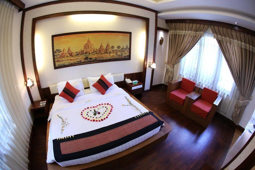 Shwe Yee Pwint Hotel Bagan Buitenkant foto