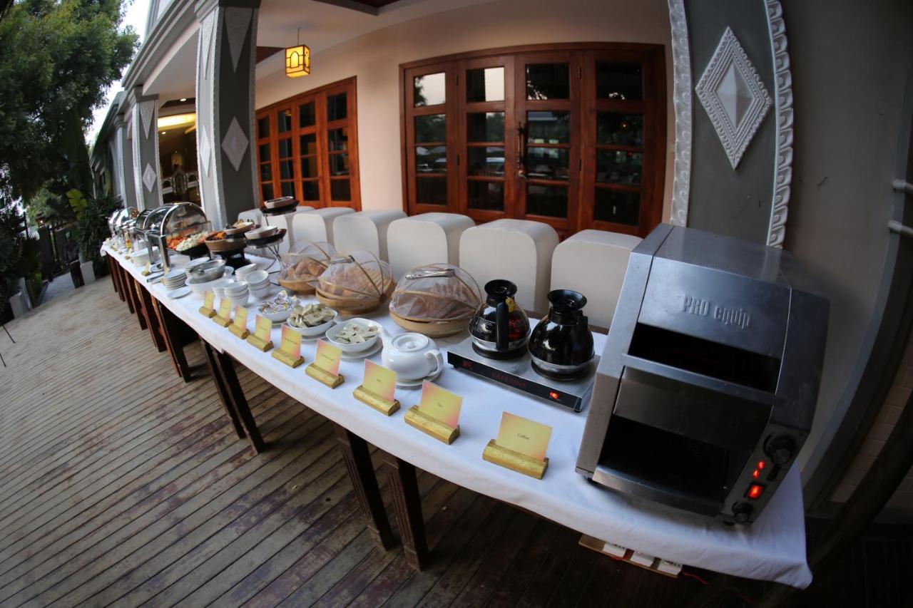 Shwe Yee Pwint Hotel Bagan Buitenkant foto